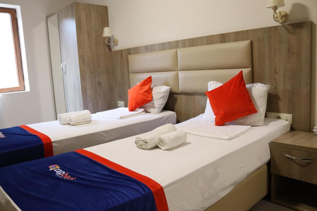 Gallery Inn Tbilisi Eksteriør billede